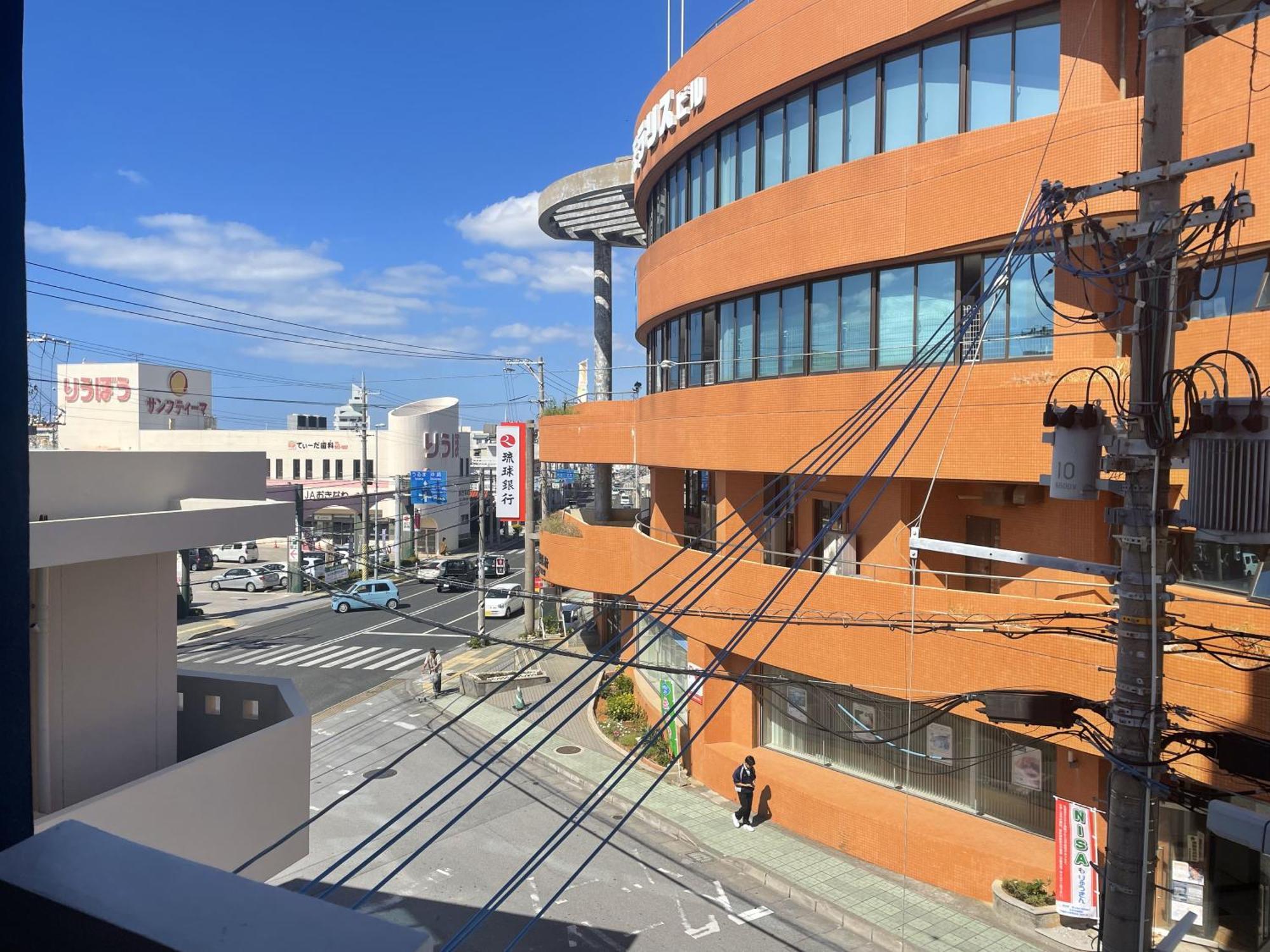 Bibi Hotel Futenma Гинован Экстерьер фото
